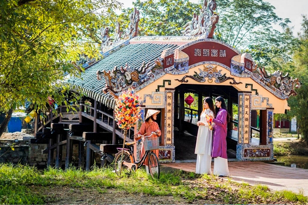 Hue-Phong canh-Bicycle-Xe dap